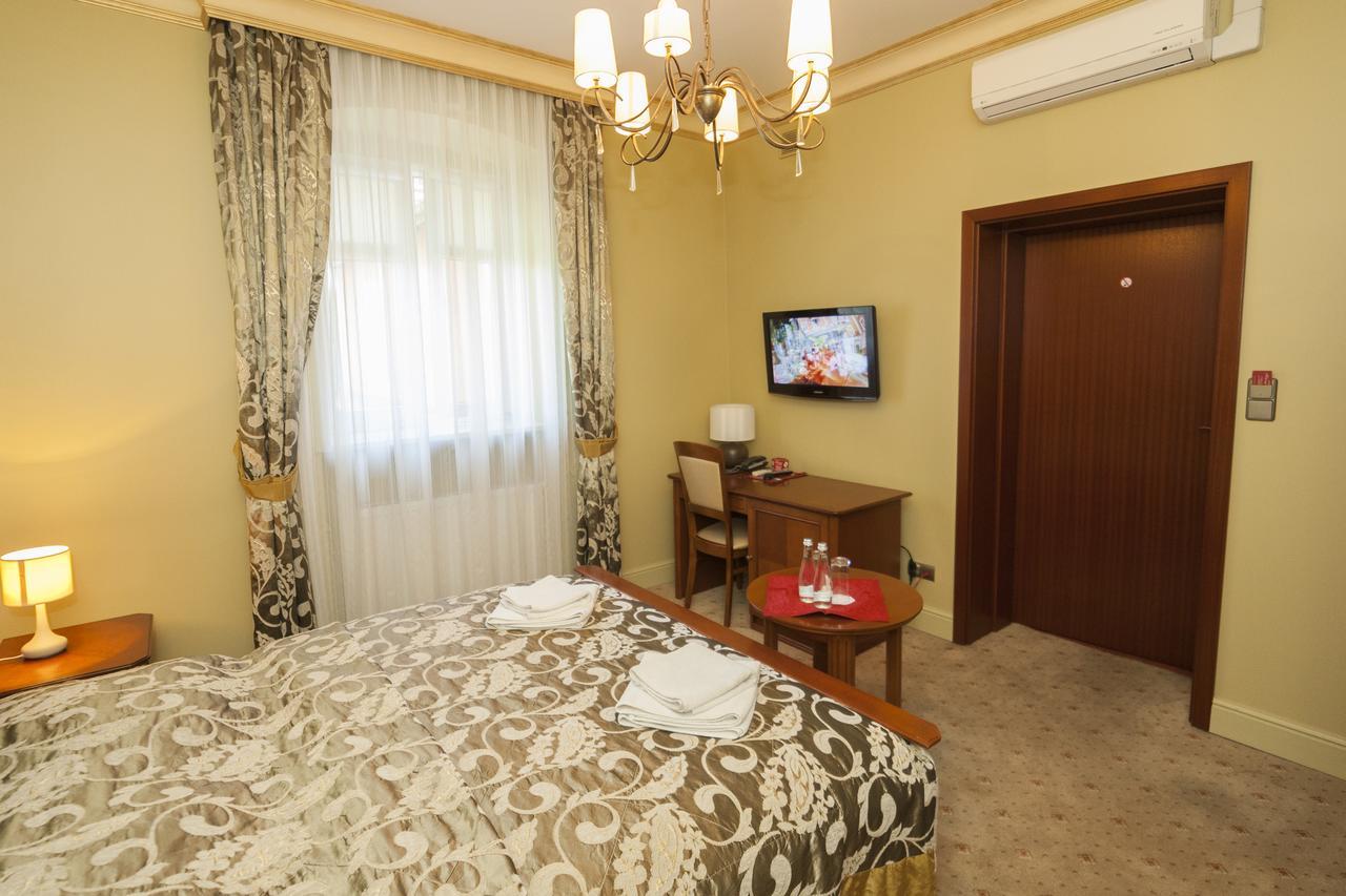 Hotel Przy Mlynie Rybnik  Esterno foto