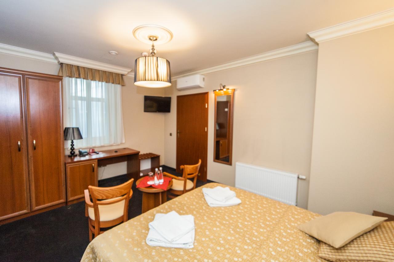 Hotel Przy Mlynie Rybnik  Esterno foto